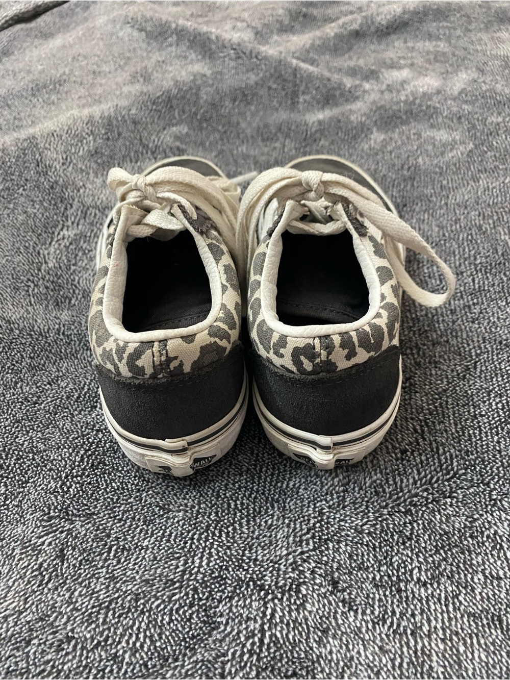 Vans Old Skool Kids 12 Leopard Print Sneakers - Black Suede - Picture 5 of 7